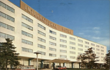 7036 - International Hotel from the front, Postcard, 1970s