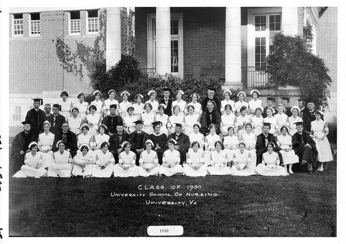 Class of 1930 UVA nursing students and physician instructors
